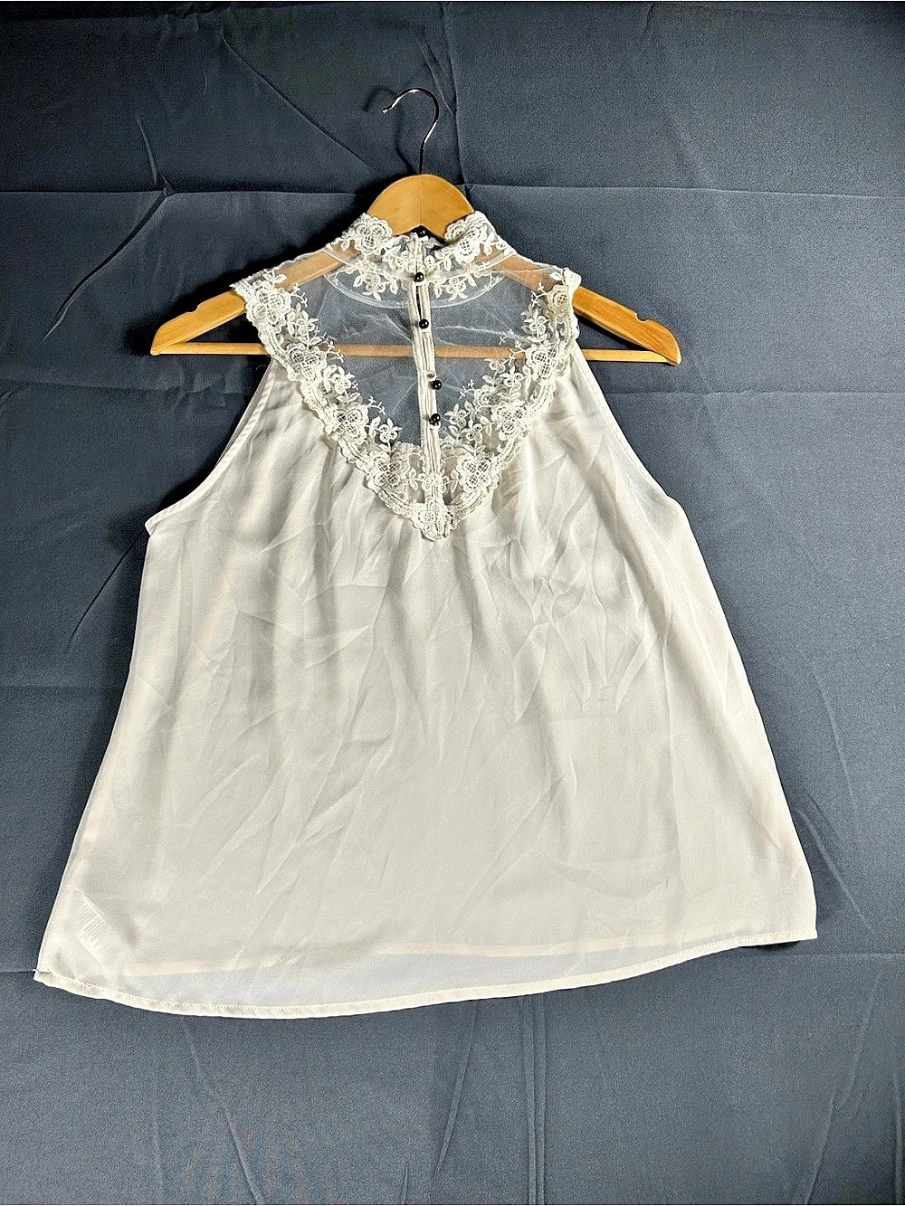 Love21 Lace Detail Blouse in White Size 8